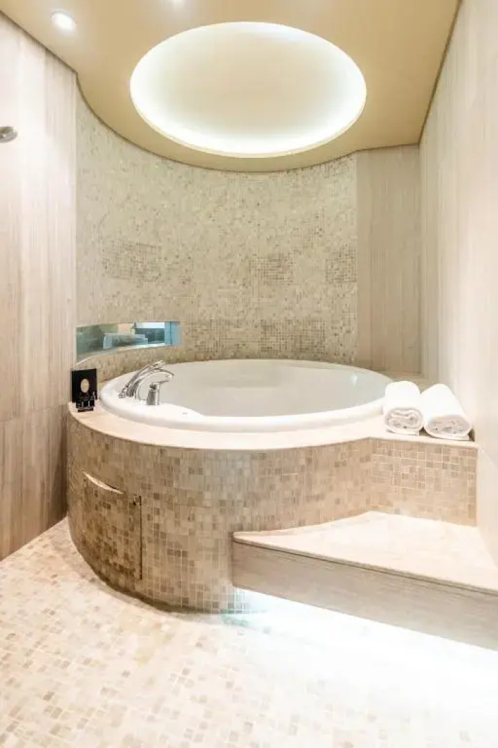 The Art Hotel & Resort