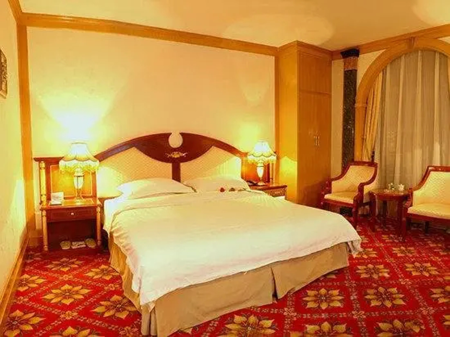 Jinhui Business Hotel