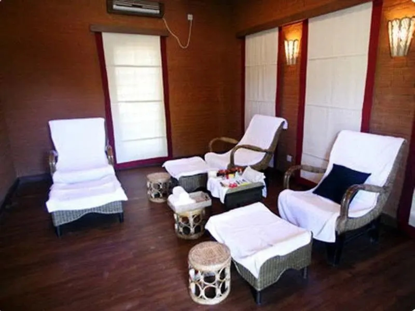 True Treasure Hotel