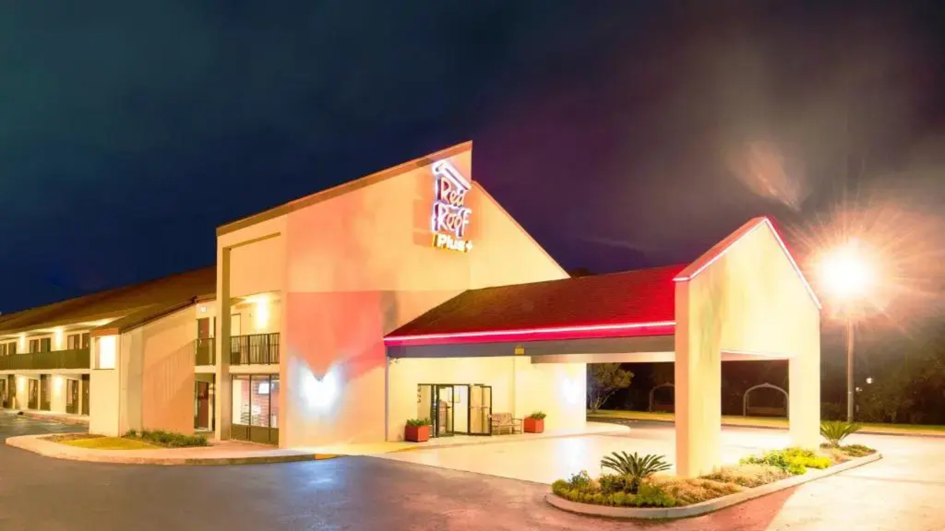 Red Roof Inn PLUS+ Mt Pleasant - Patriots Point