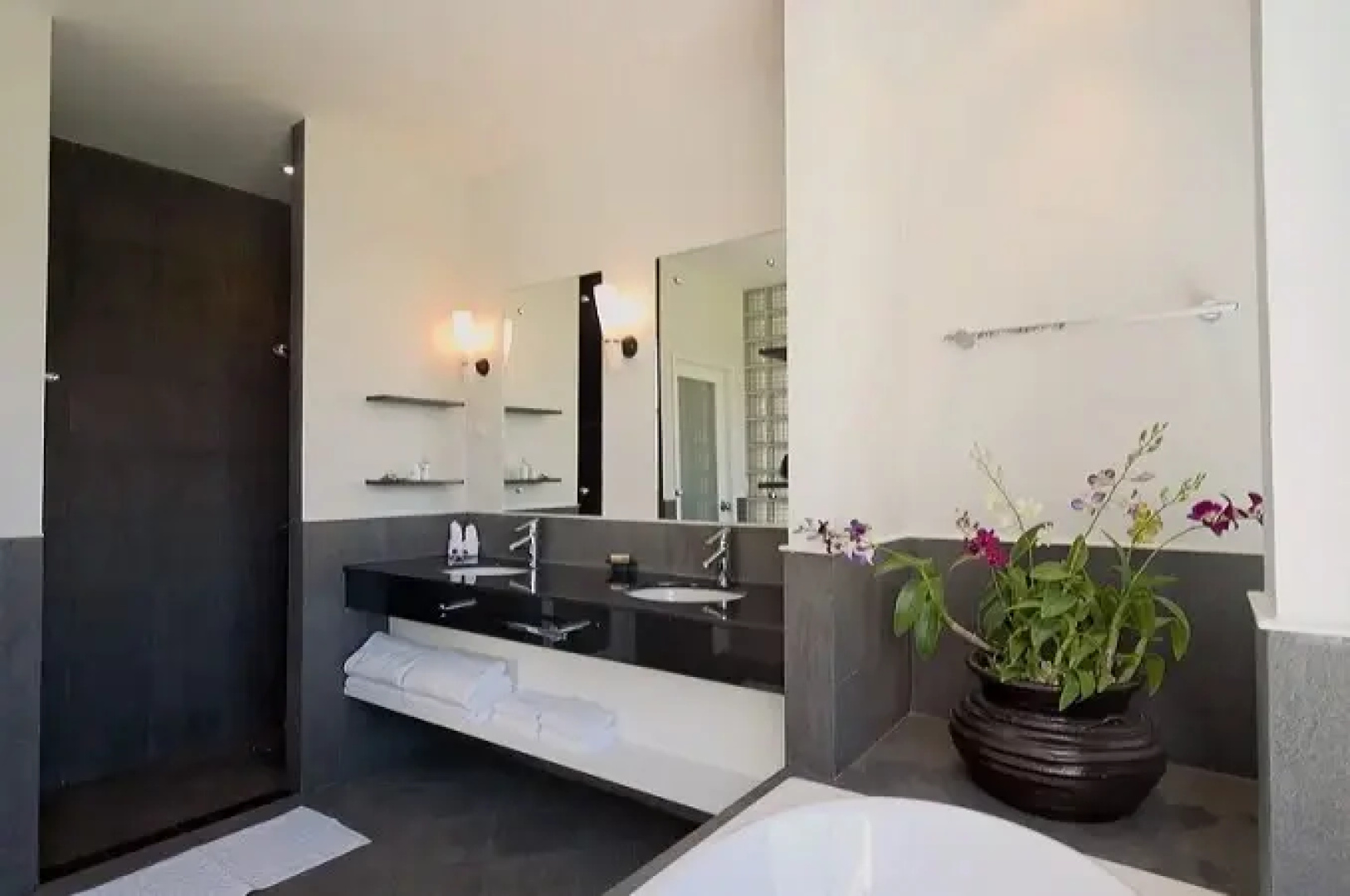 Phuket Apartment