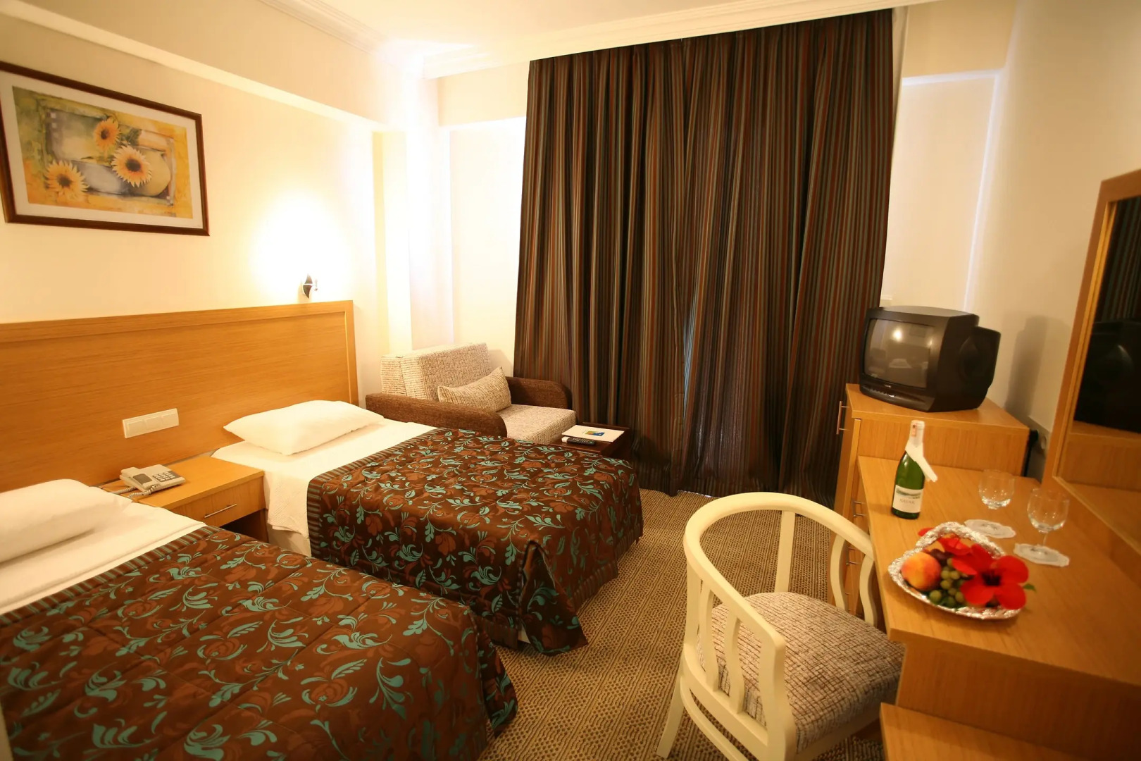 Perdikia Beach Hotel