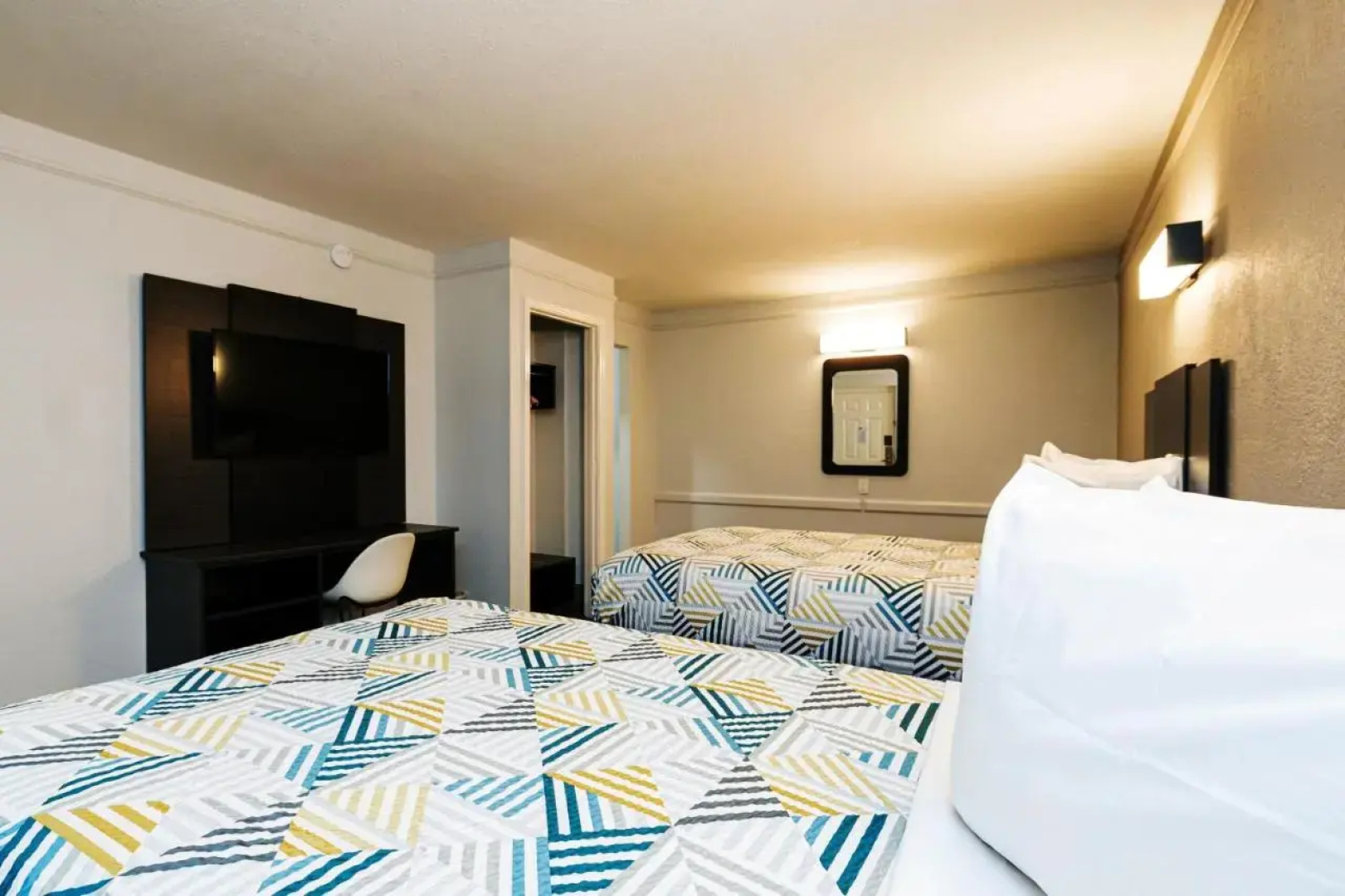 Motel 6 Baytown, TX - Garth Rd