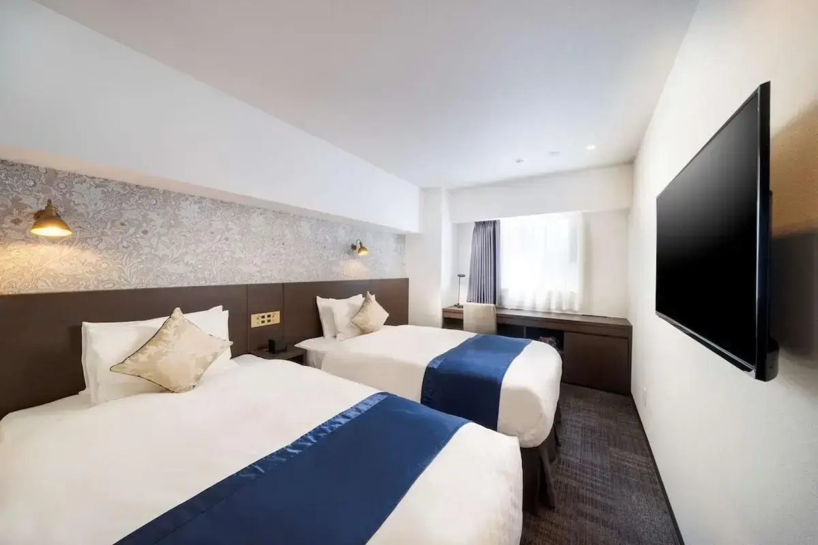 Отель Best Western Hotel Fino Shin-Yokohama
