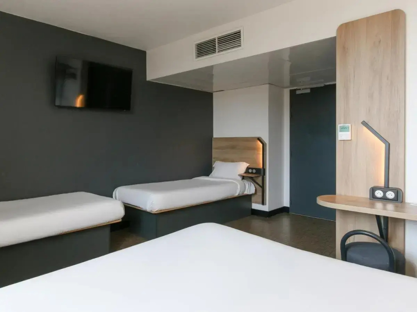 B&B HOTEL Marseille Vélodrome Prado