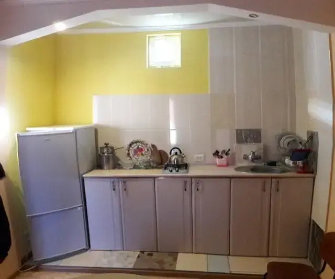 Molodezhnaya 8 Guest House