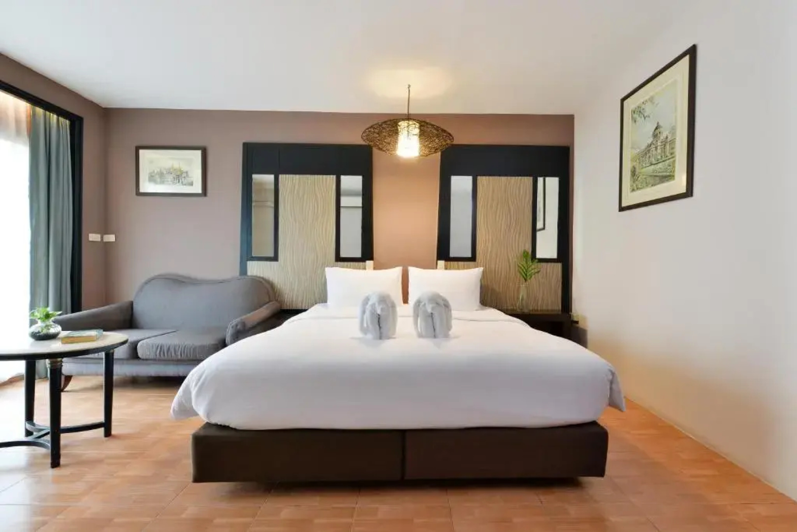 Royal View Resort