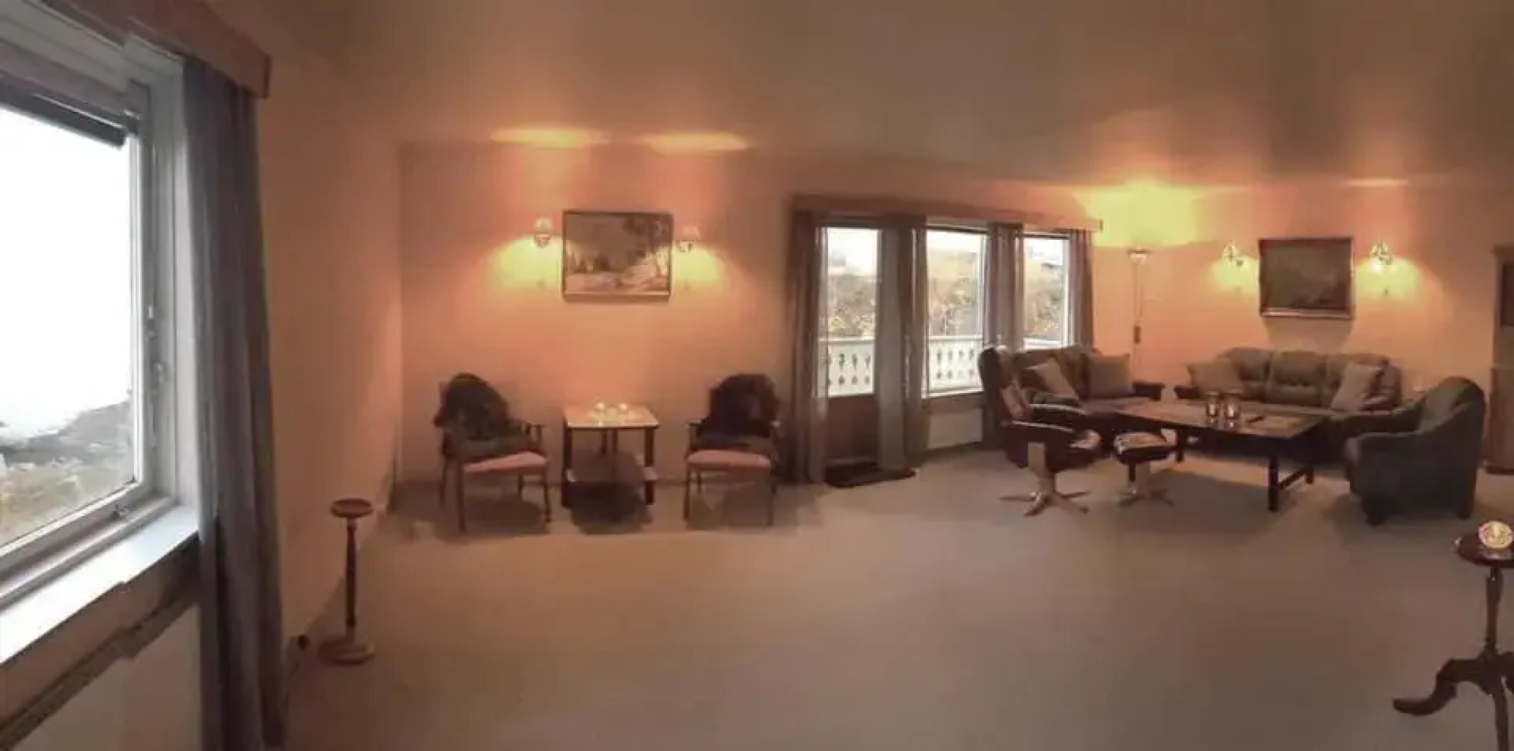 House by the sea Reine, Lofoten