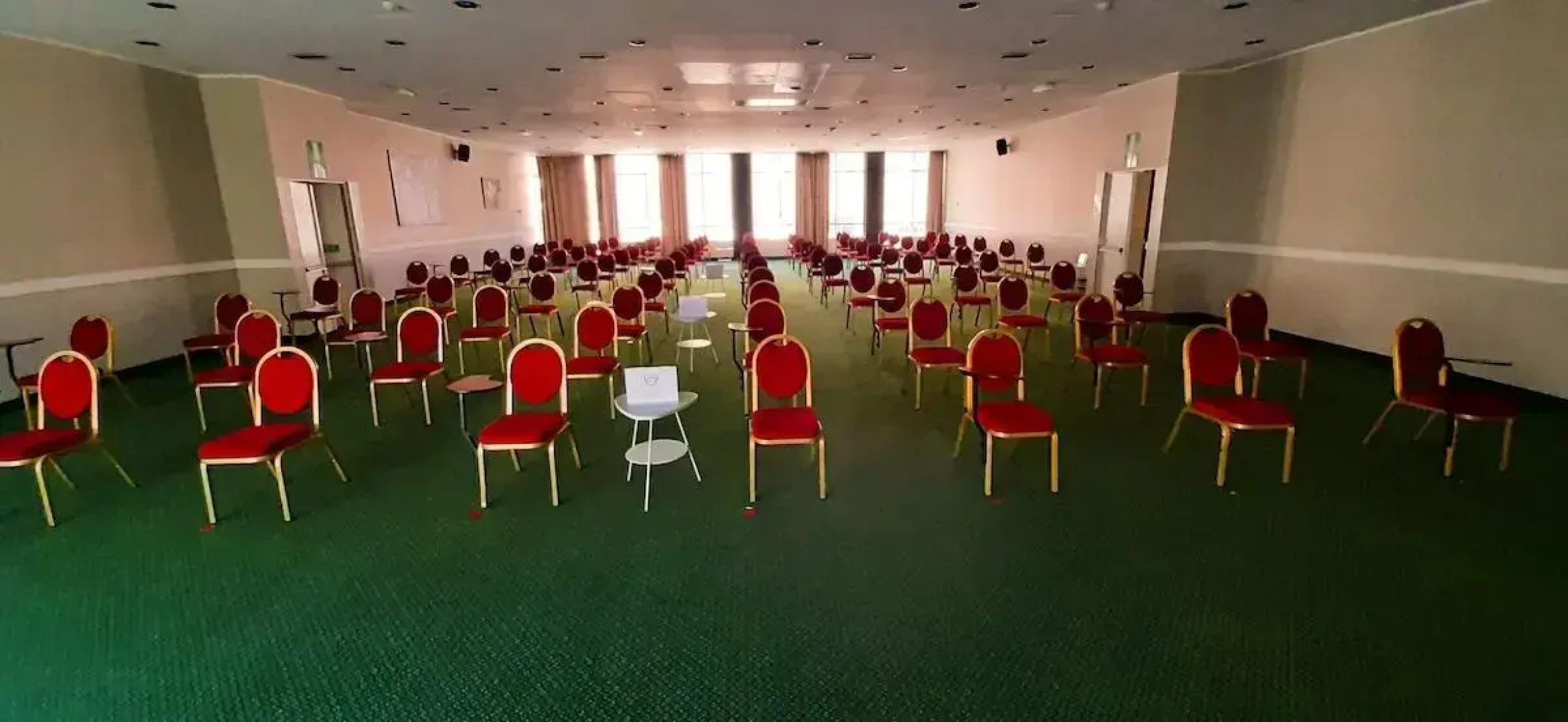 Отель Blaise & Francis