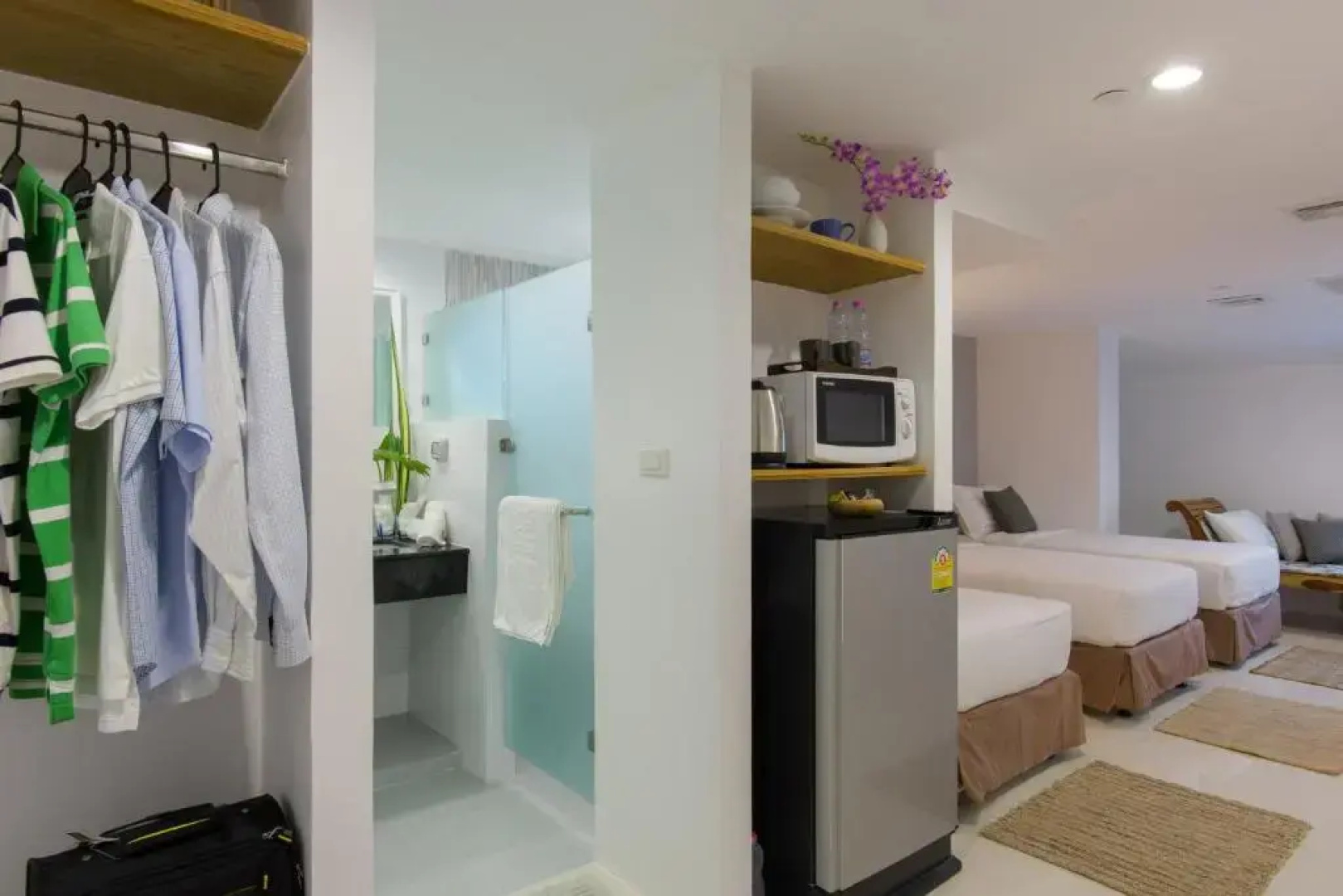 Sabai Sathorn Service Apartment