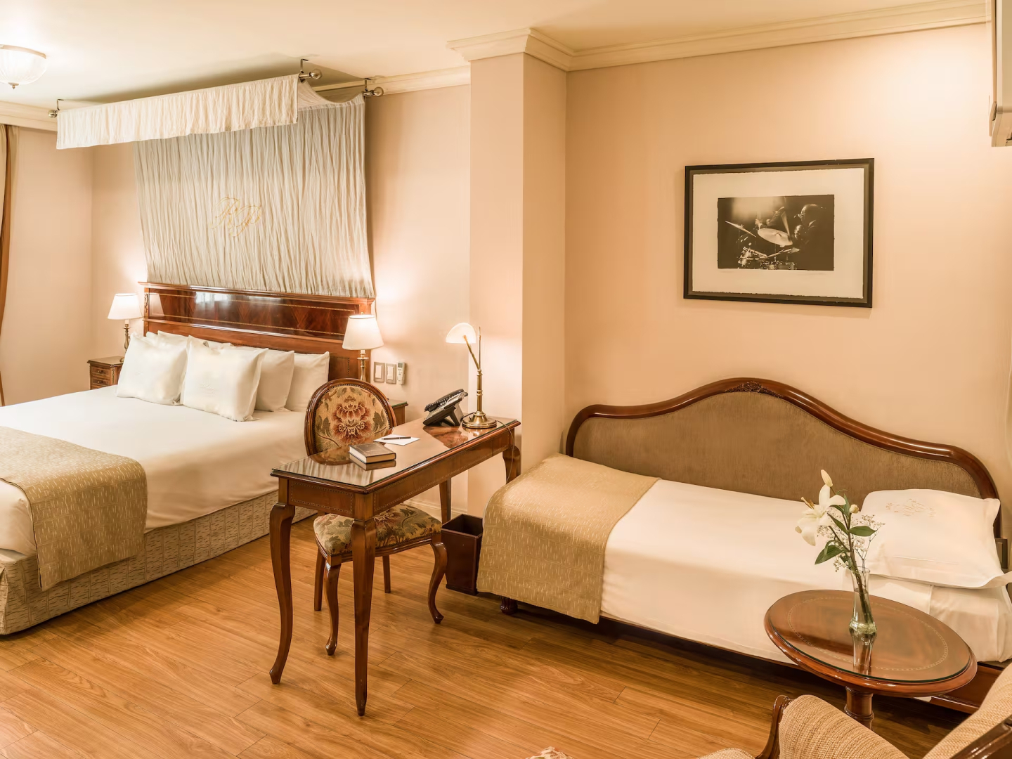 Melia Recoleta Plaza