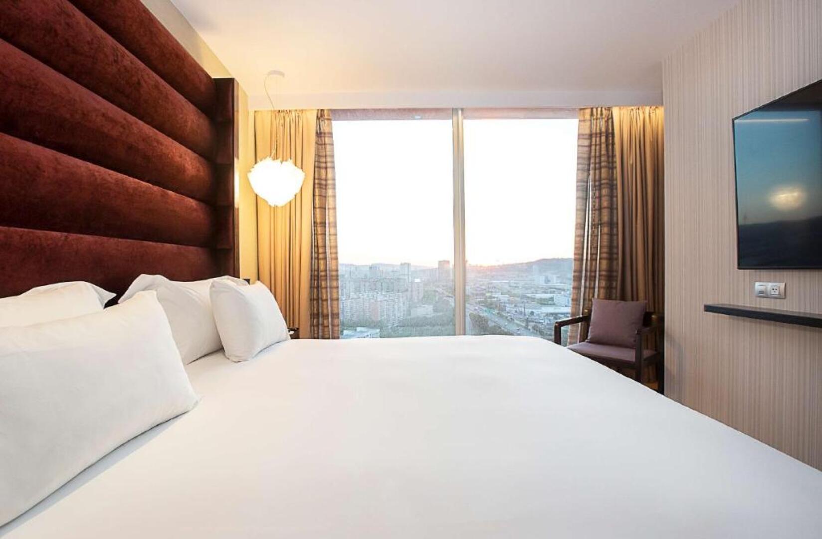 Hyatt Regency Barcelona Tower