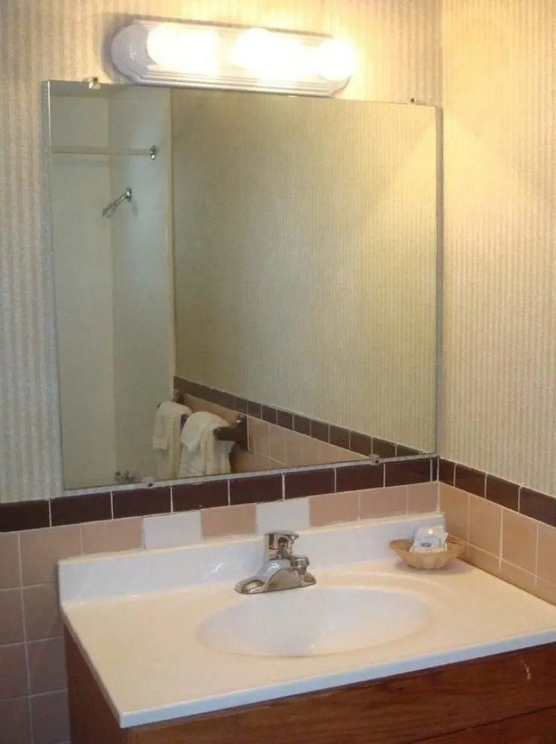 Anchorage Suites Lodge