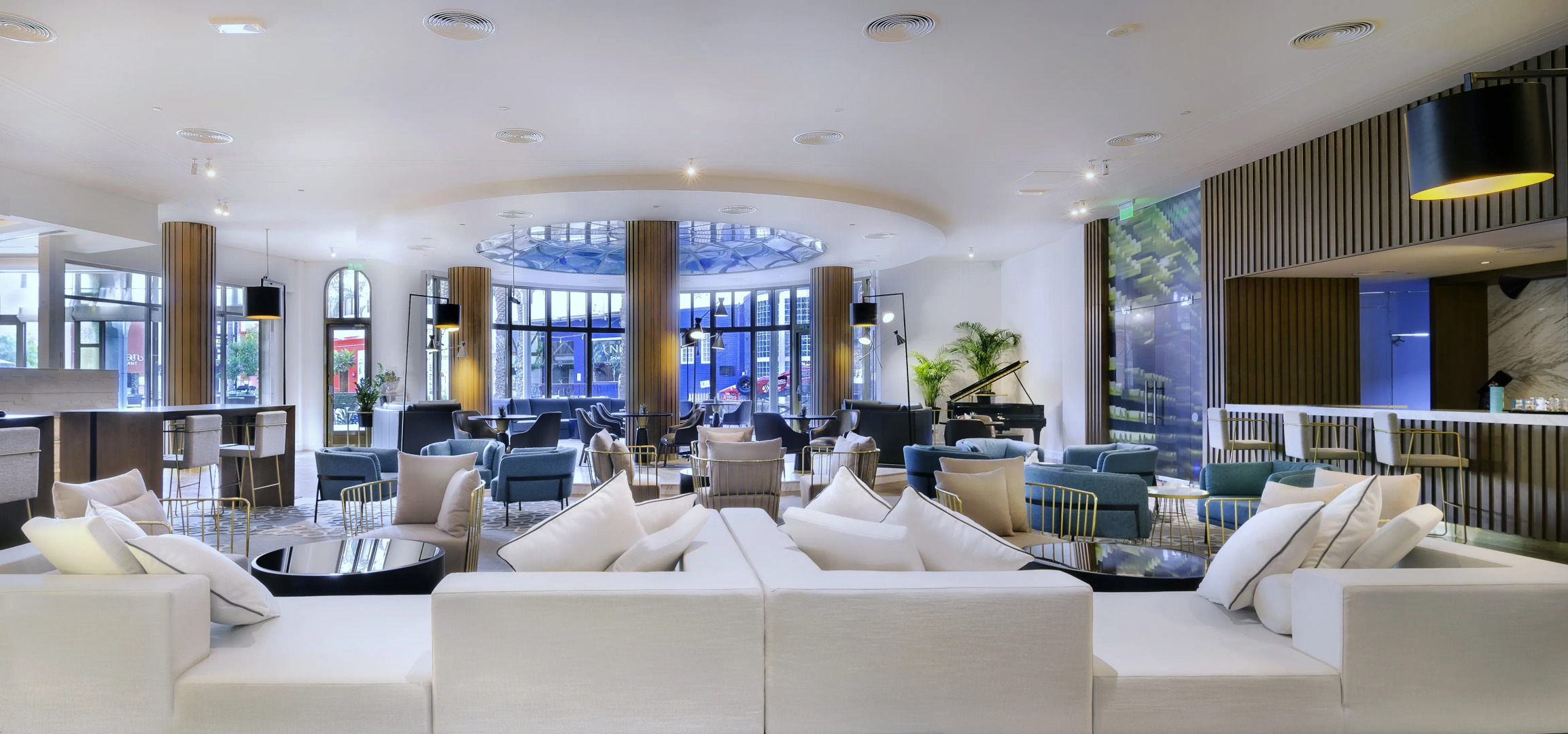 Отель Le Meridien Abu Dhabi