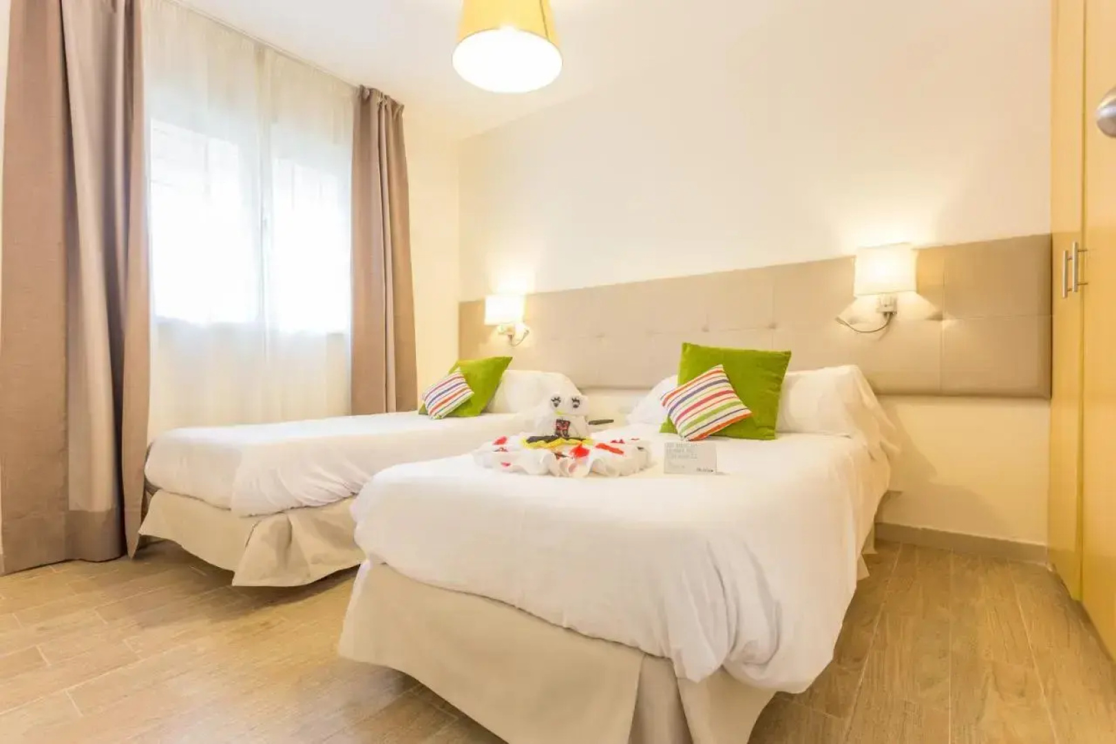 Курорт Caprice Janeiro Hotel & Spa