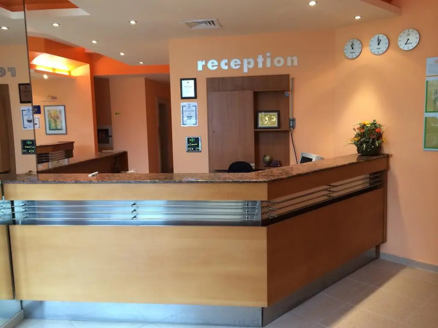Benvita Hotel