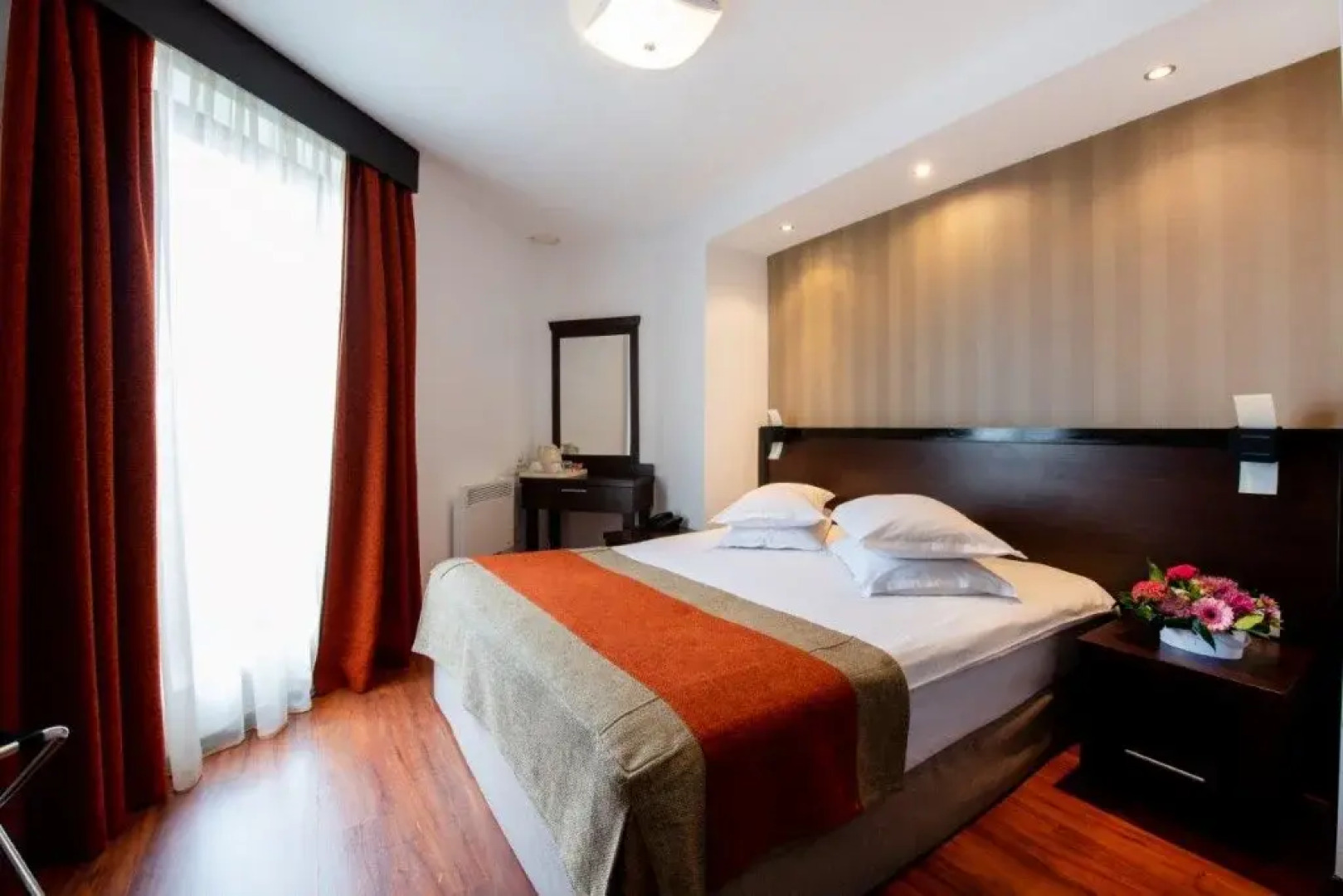 Hotel Duke Armeneasca