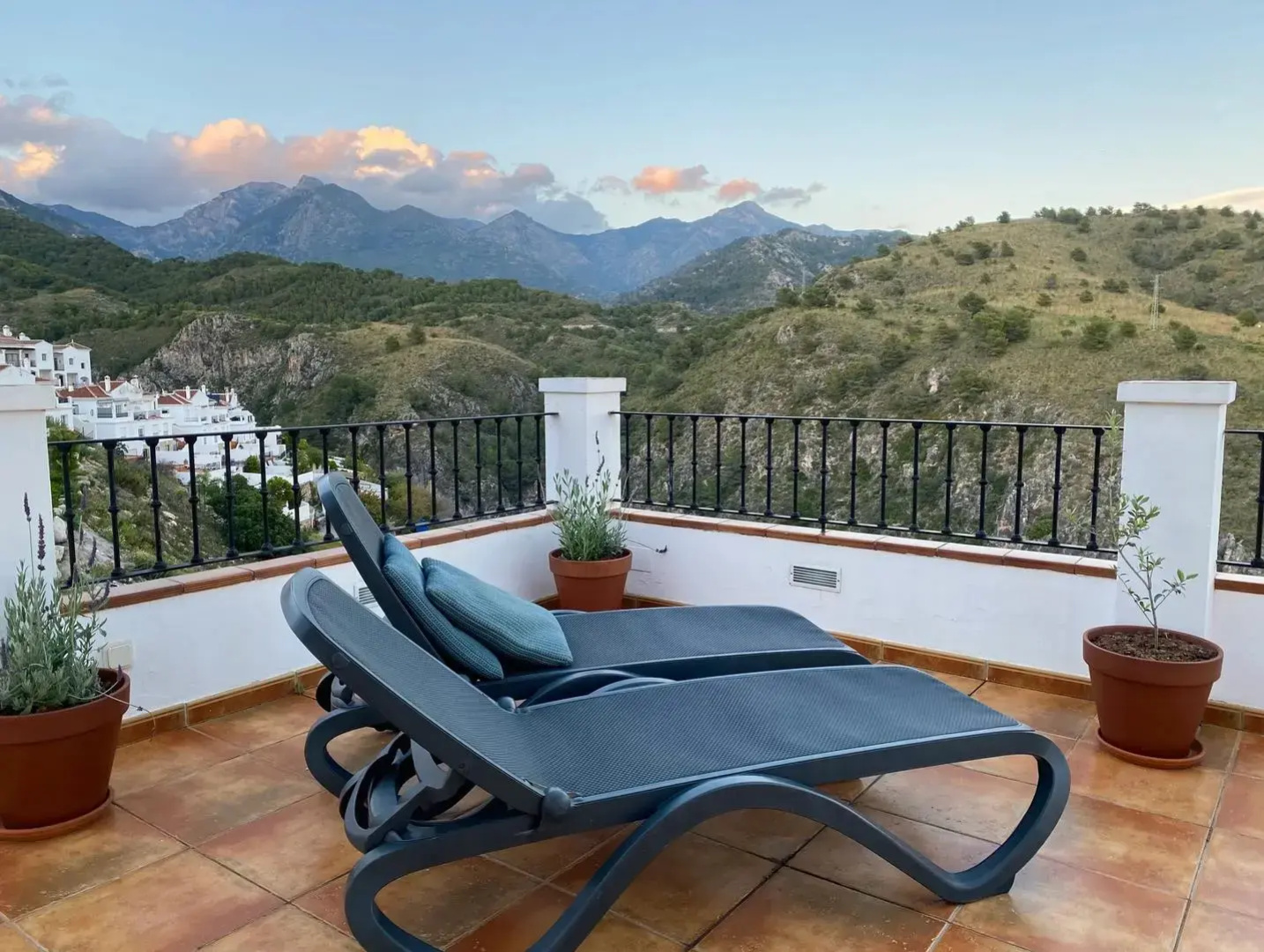 La Perla de Frigiliana Suites & Villa