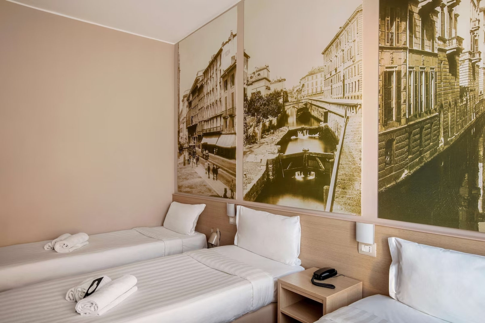 Отель B&B Milano Portello