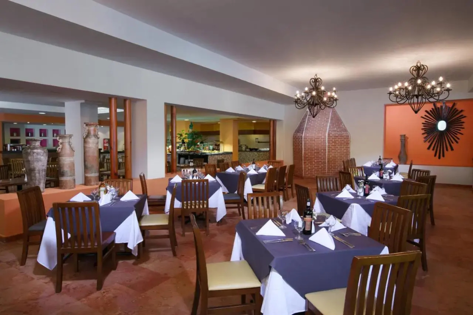 Oasis Palm Hotel