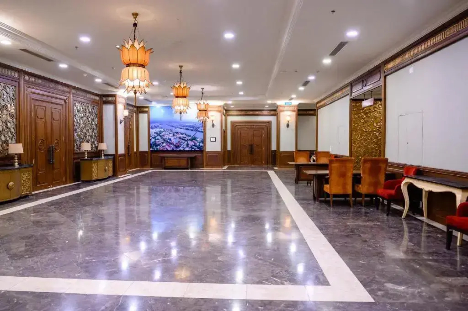 TTC Imperial Hotel