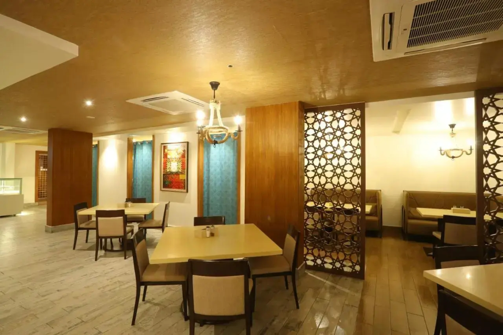 Zaki Hotel Apartment