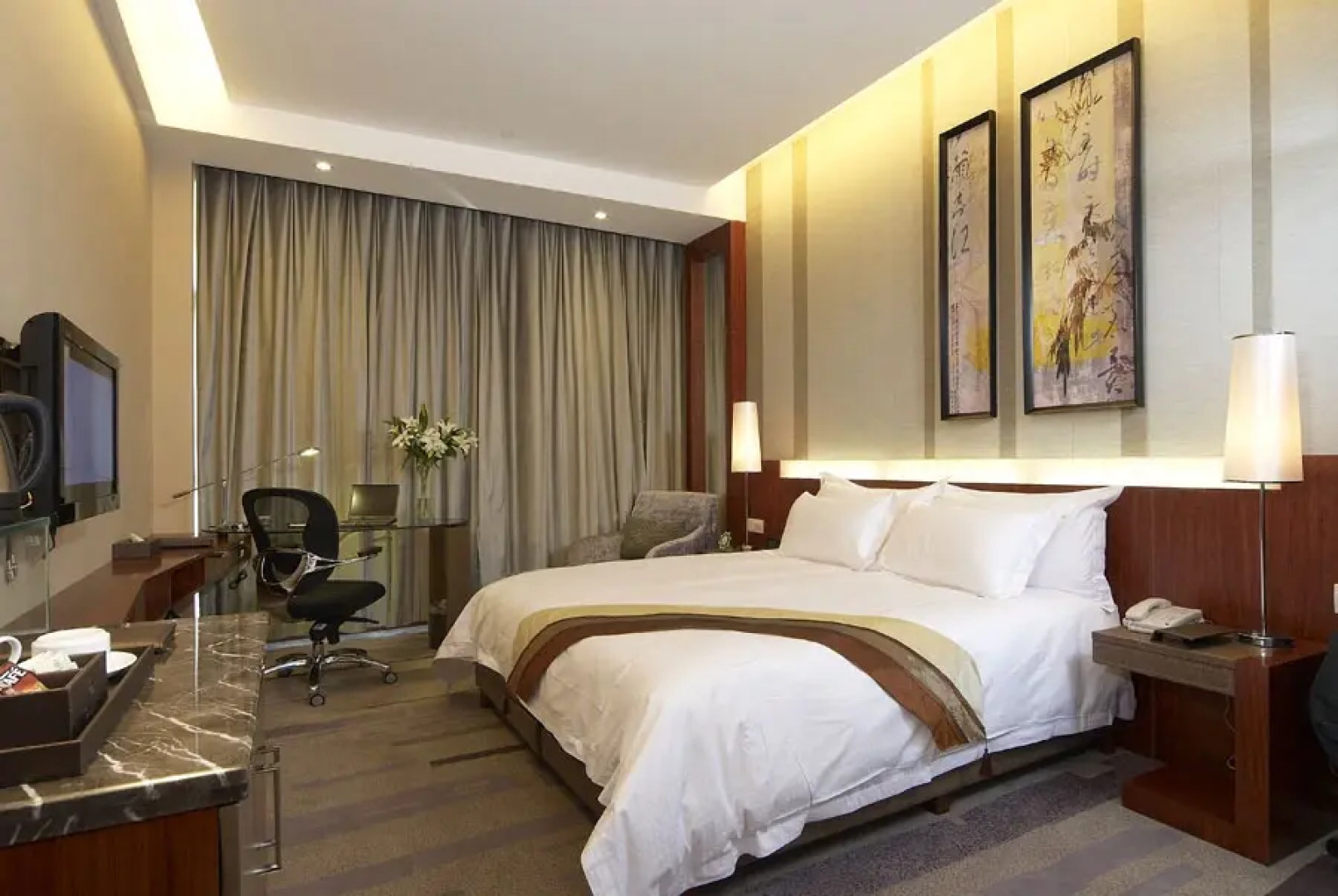 PHIREN Hotel Anji Jiuzhou Changshuo Plaza, Anji