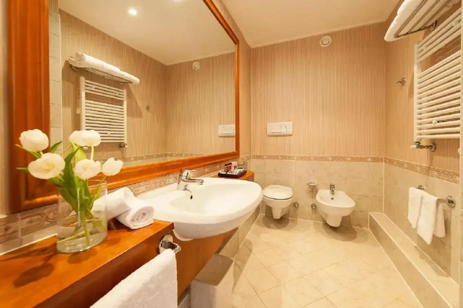 SHG Hotel De La Ville