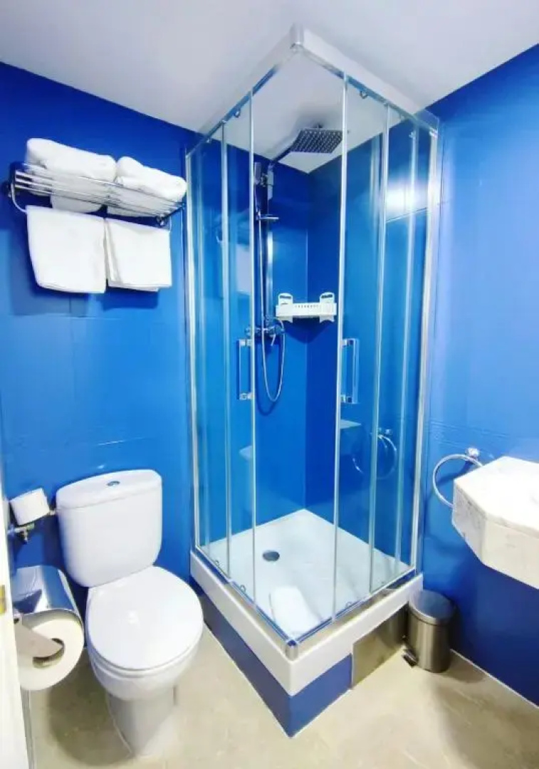 Yomo Hostal BCN Port