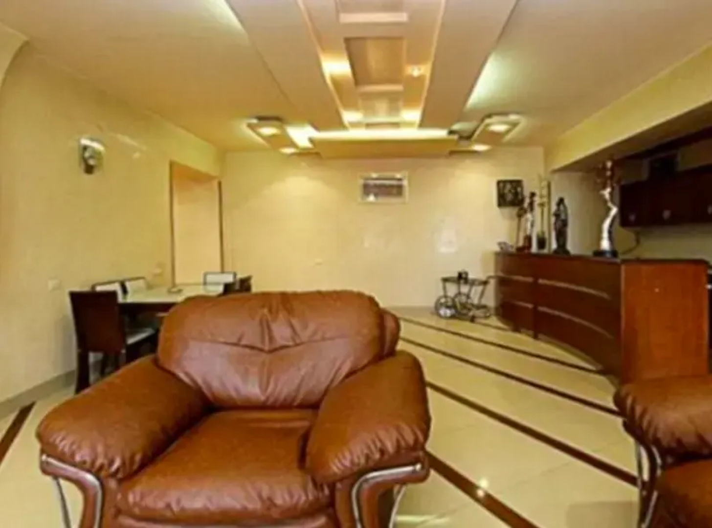 Premium Hotel