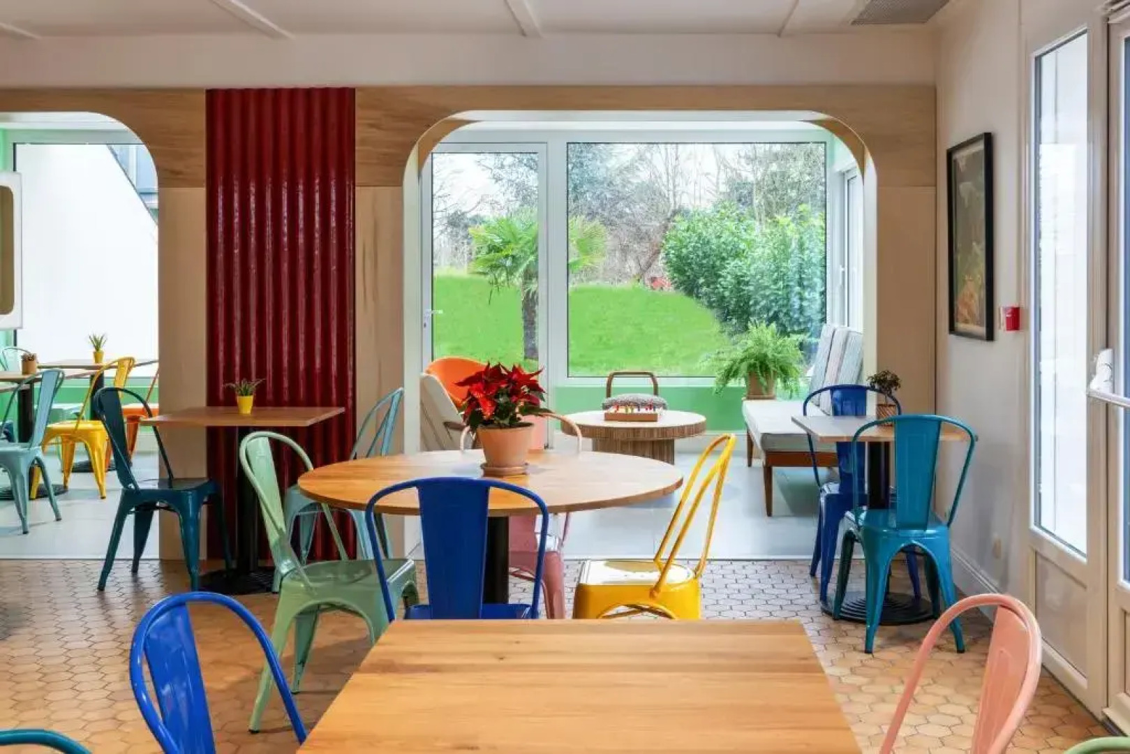 greet Hotel Chatellerault