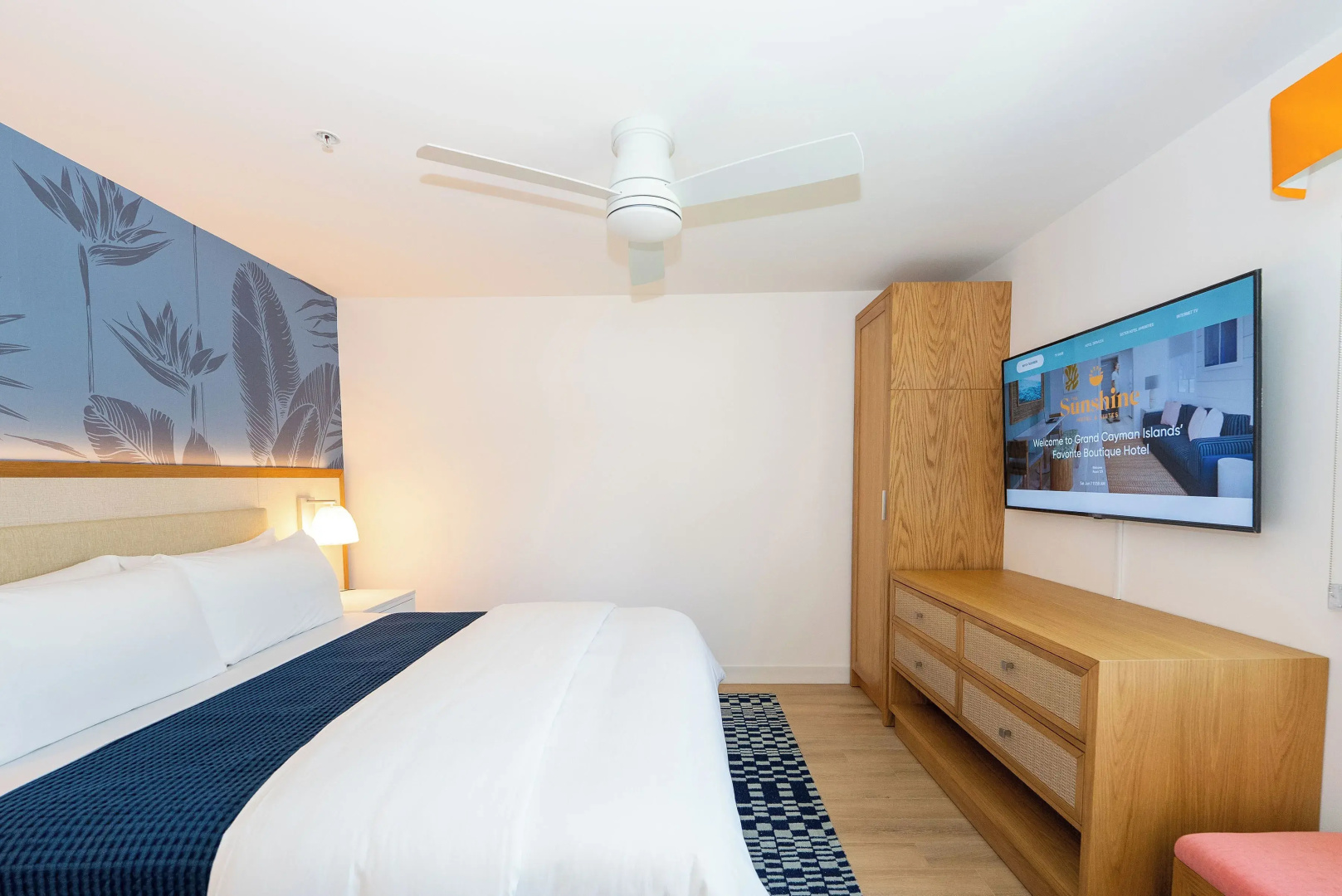 The Sunshine Hotel and Suites