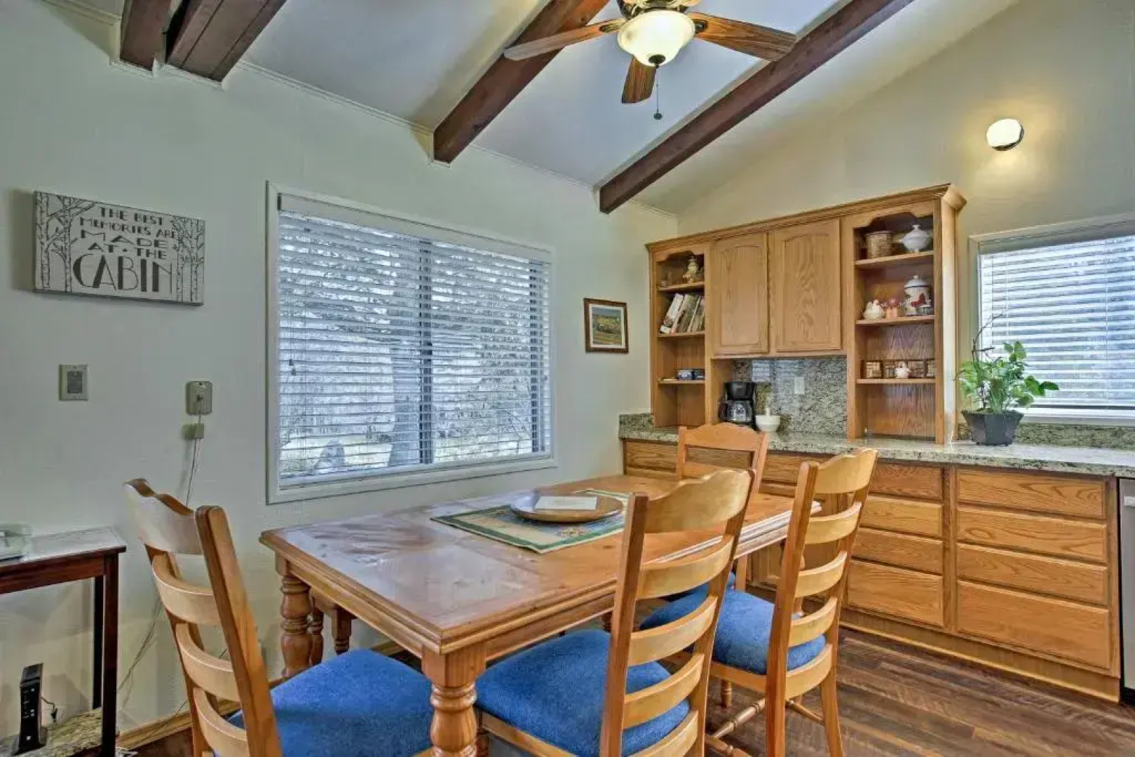 Cozy Home w/ Patio Near Yosemite National Park!