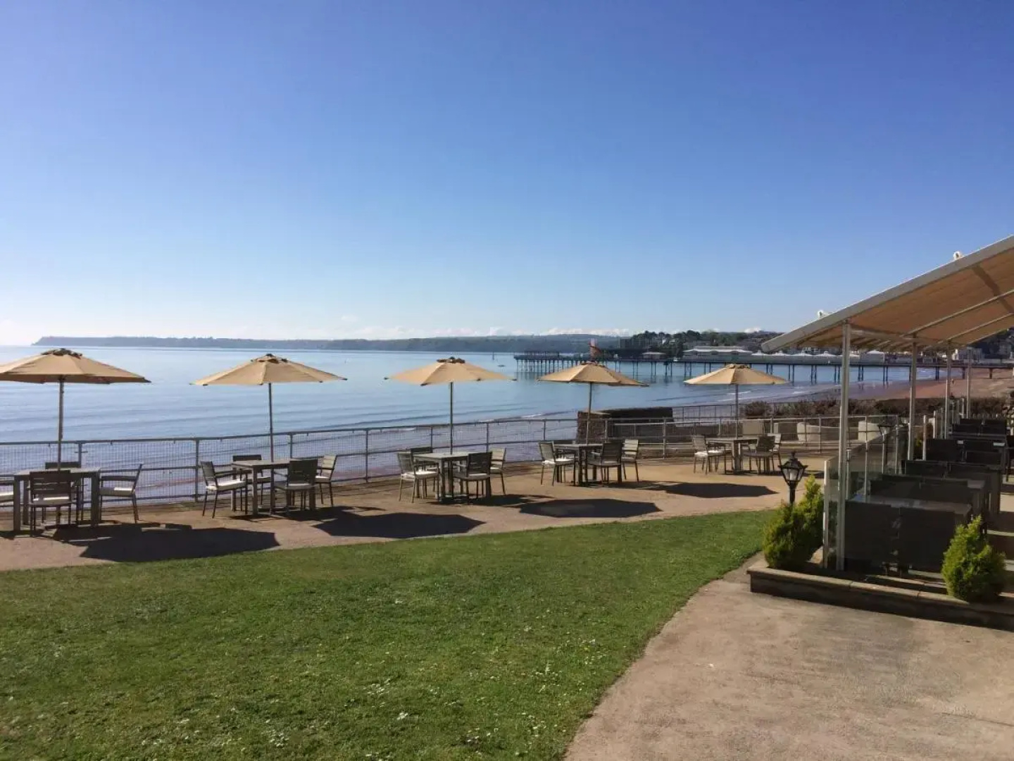Redcliffe Hotel