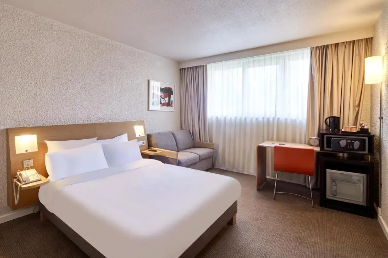 B&B HOTEL Cergy Port