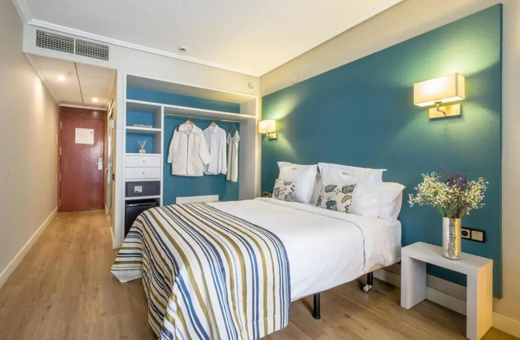Hotel Num