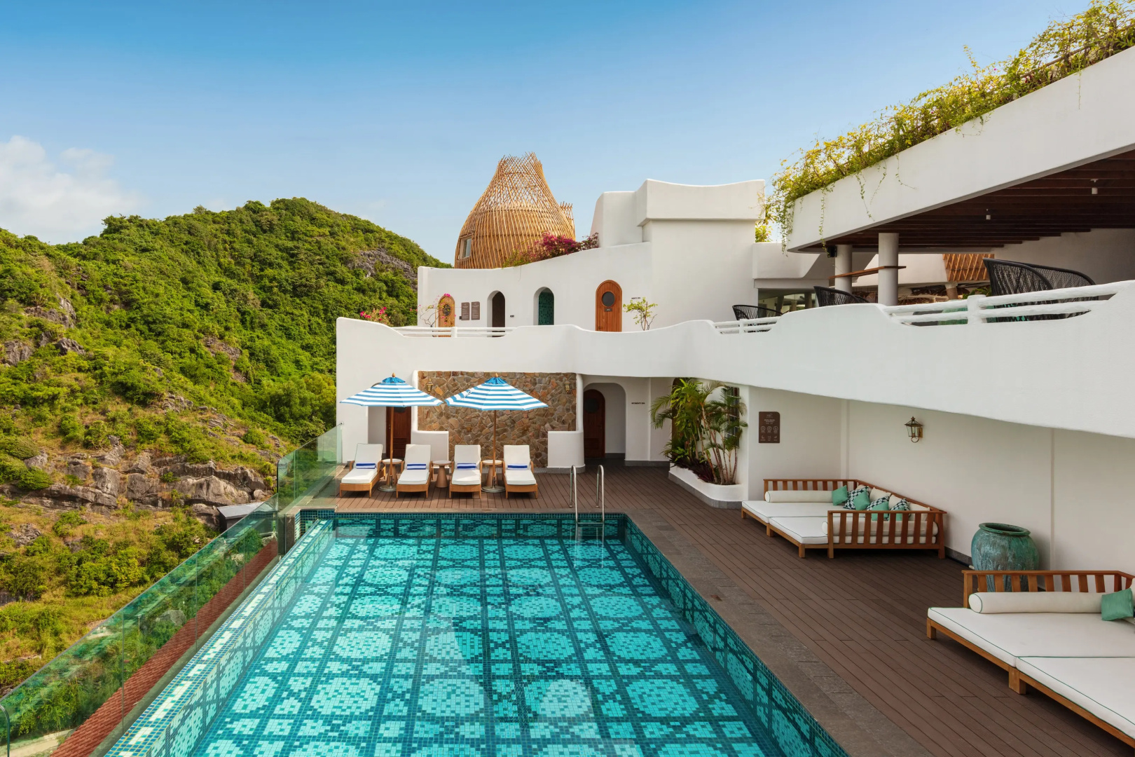 Cat Ba Sunrise Resort