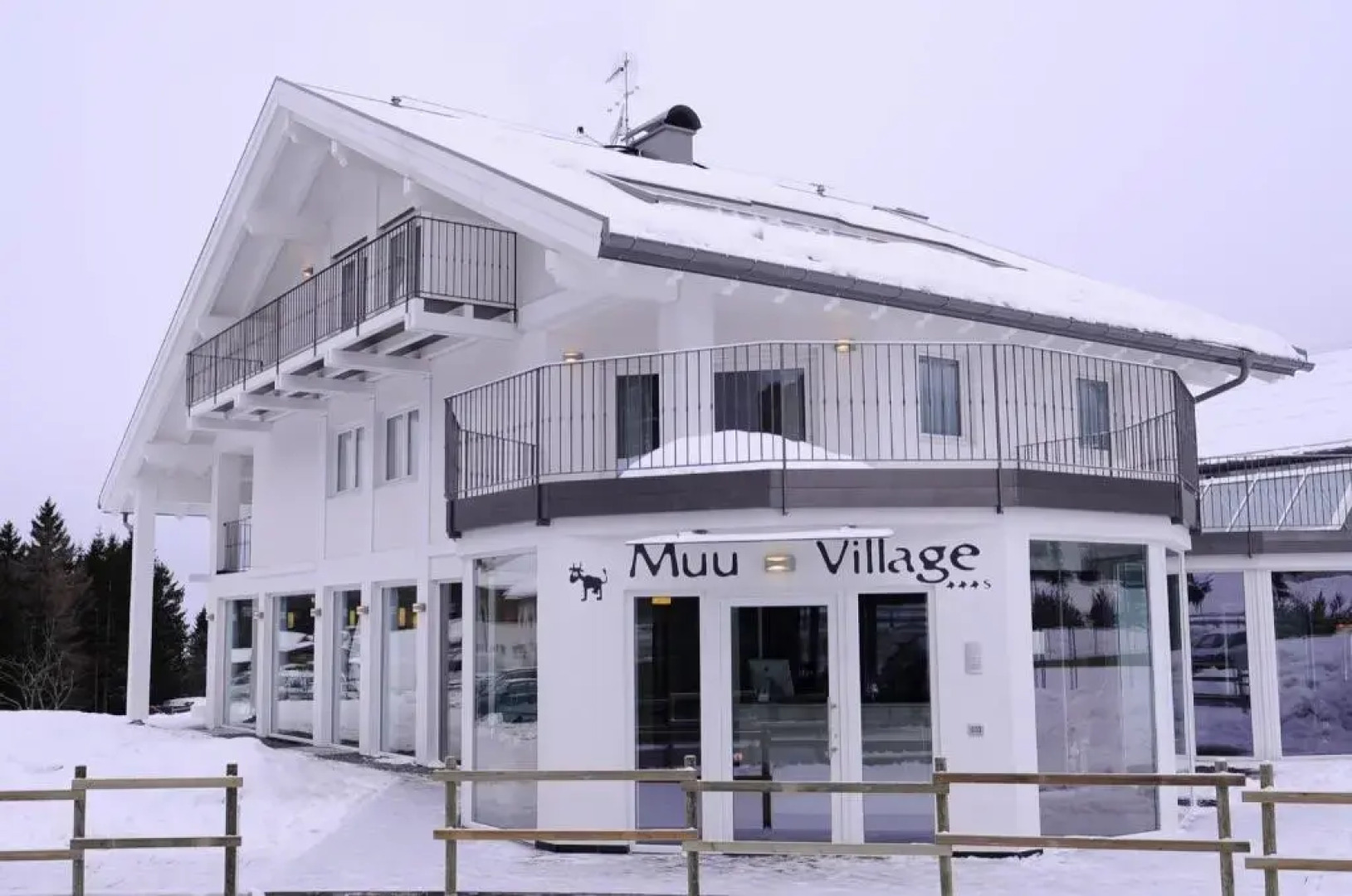 Muu Village