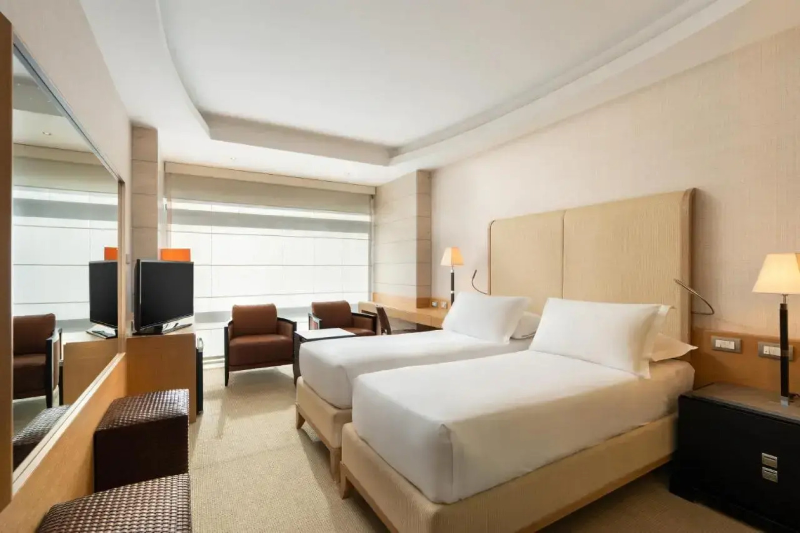 Precise House Mantegna Roma