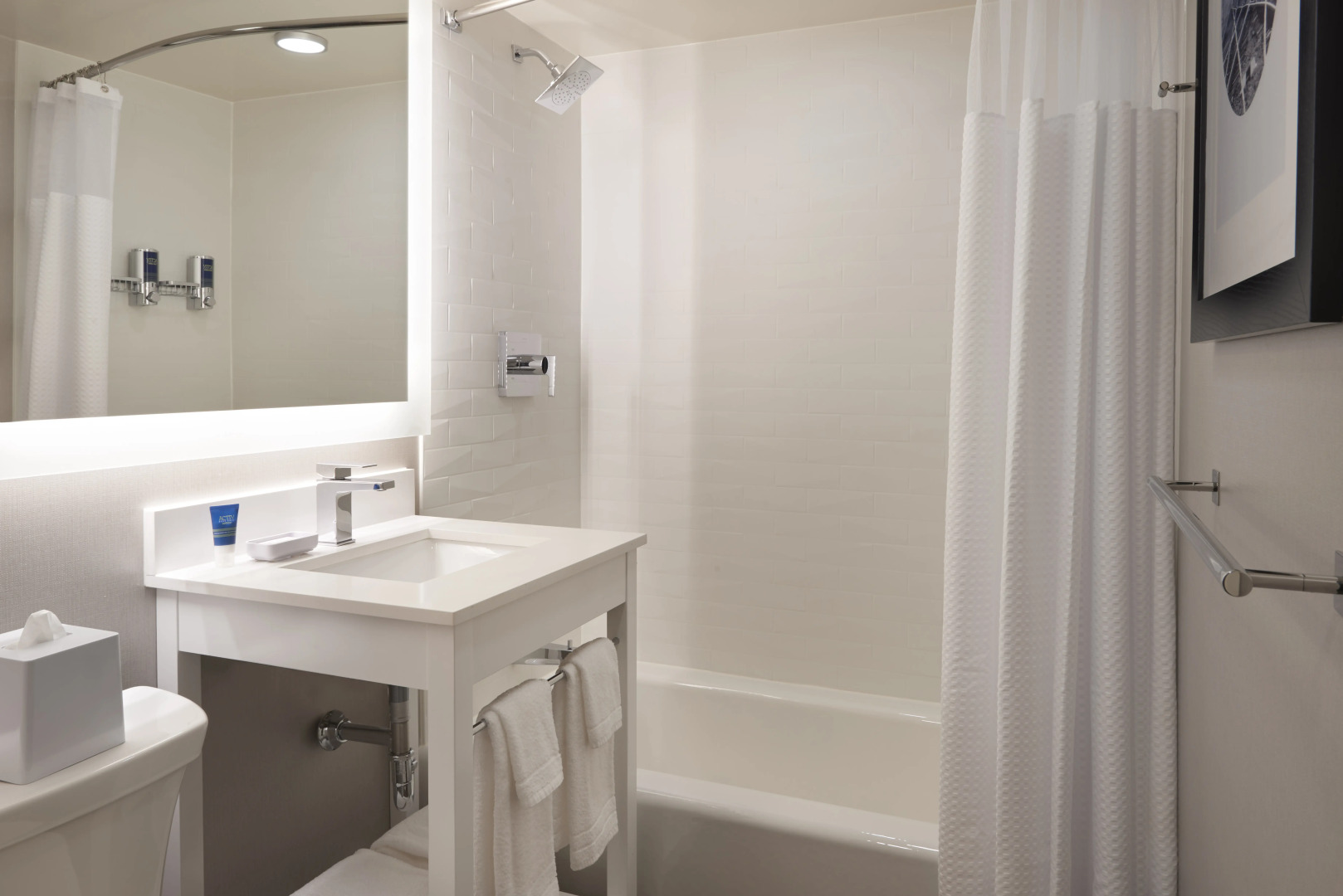 Four Points by Sheraton Windsor Downtown