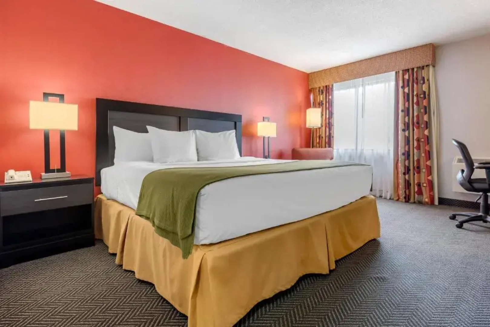 Quality Inn & Suites - Toronto West