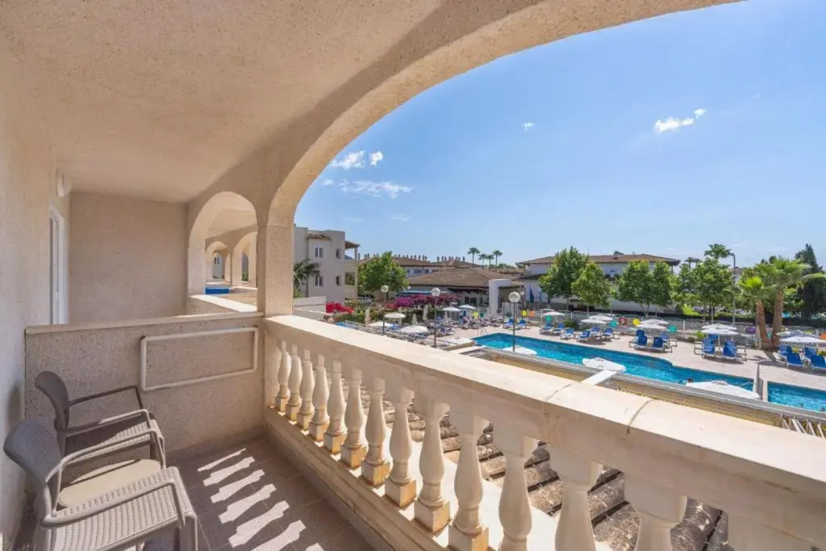 Апарт-отель Caprice Isabel