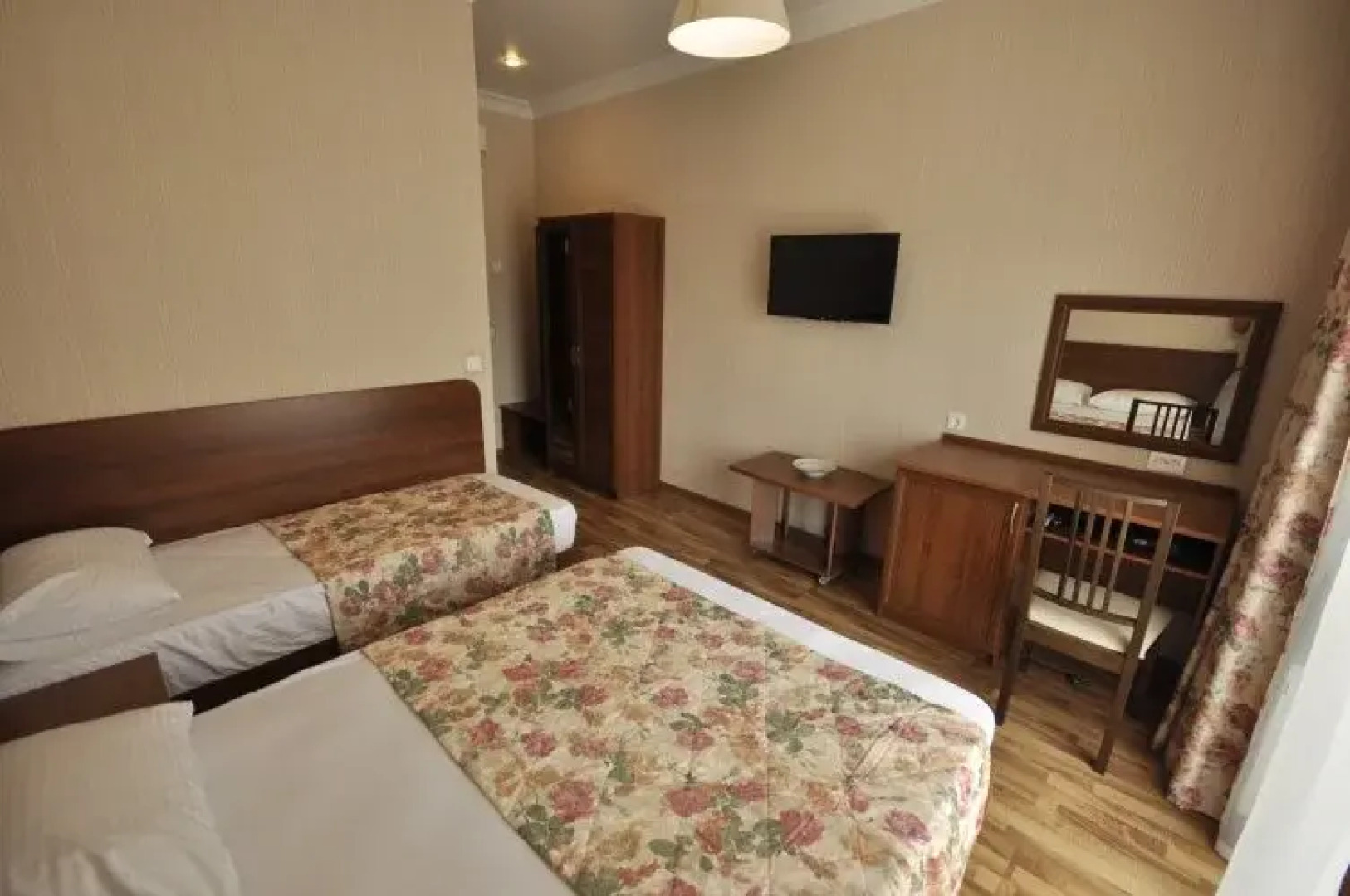 Villa Flora Guest House