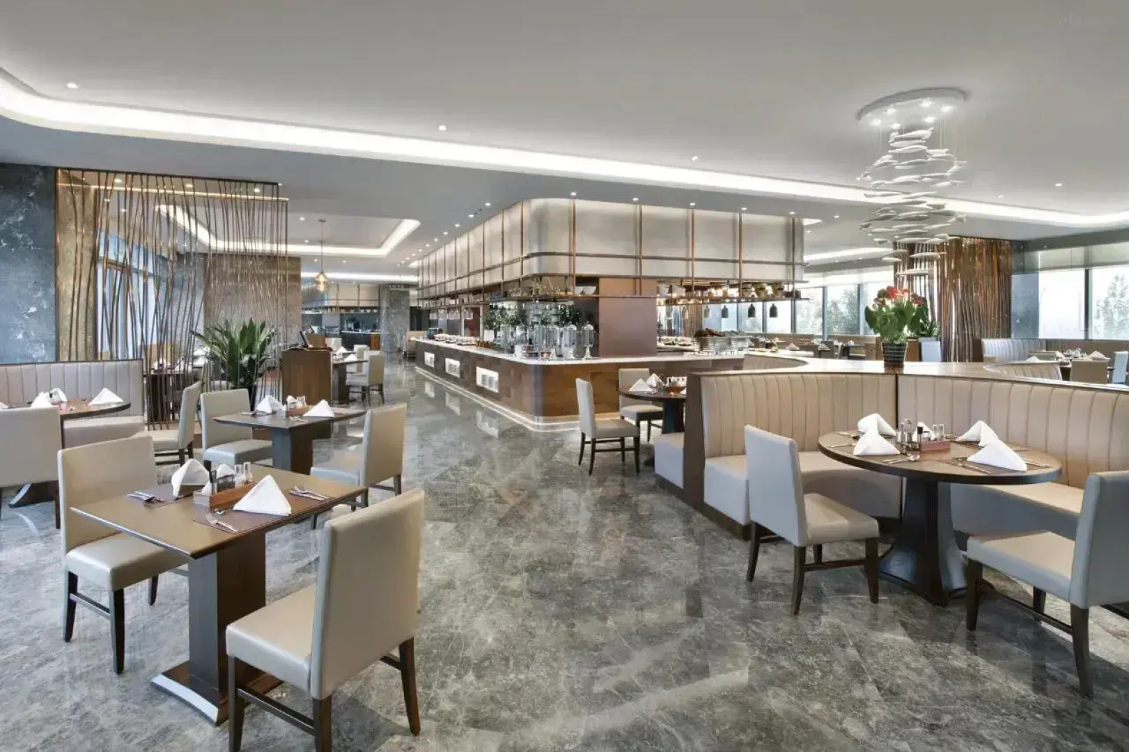 Grand Barony Qingdao Airport Hotel