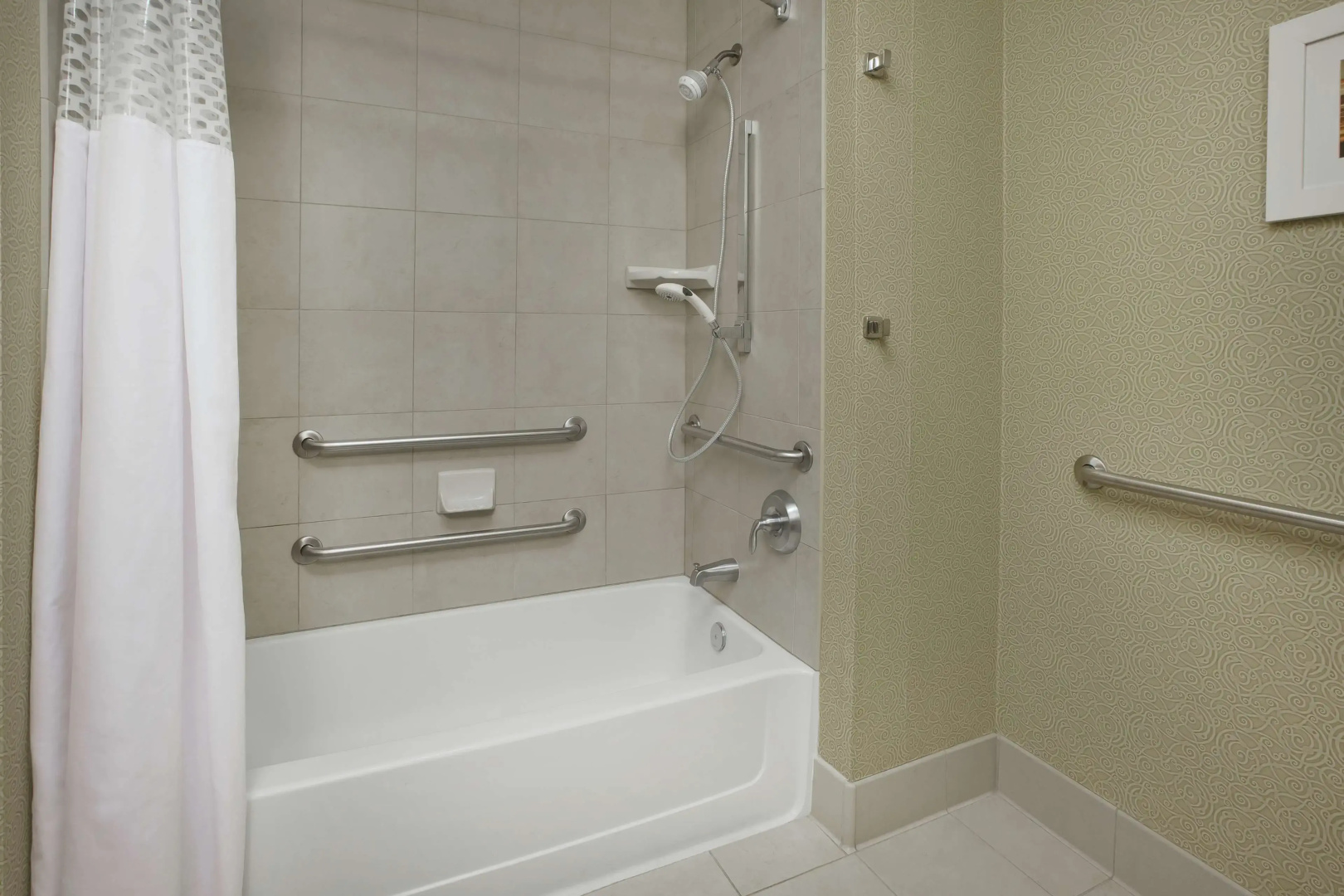 Hampton Inn & Suites Wichita Northeast