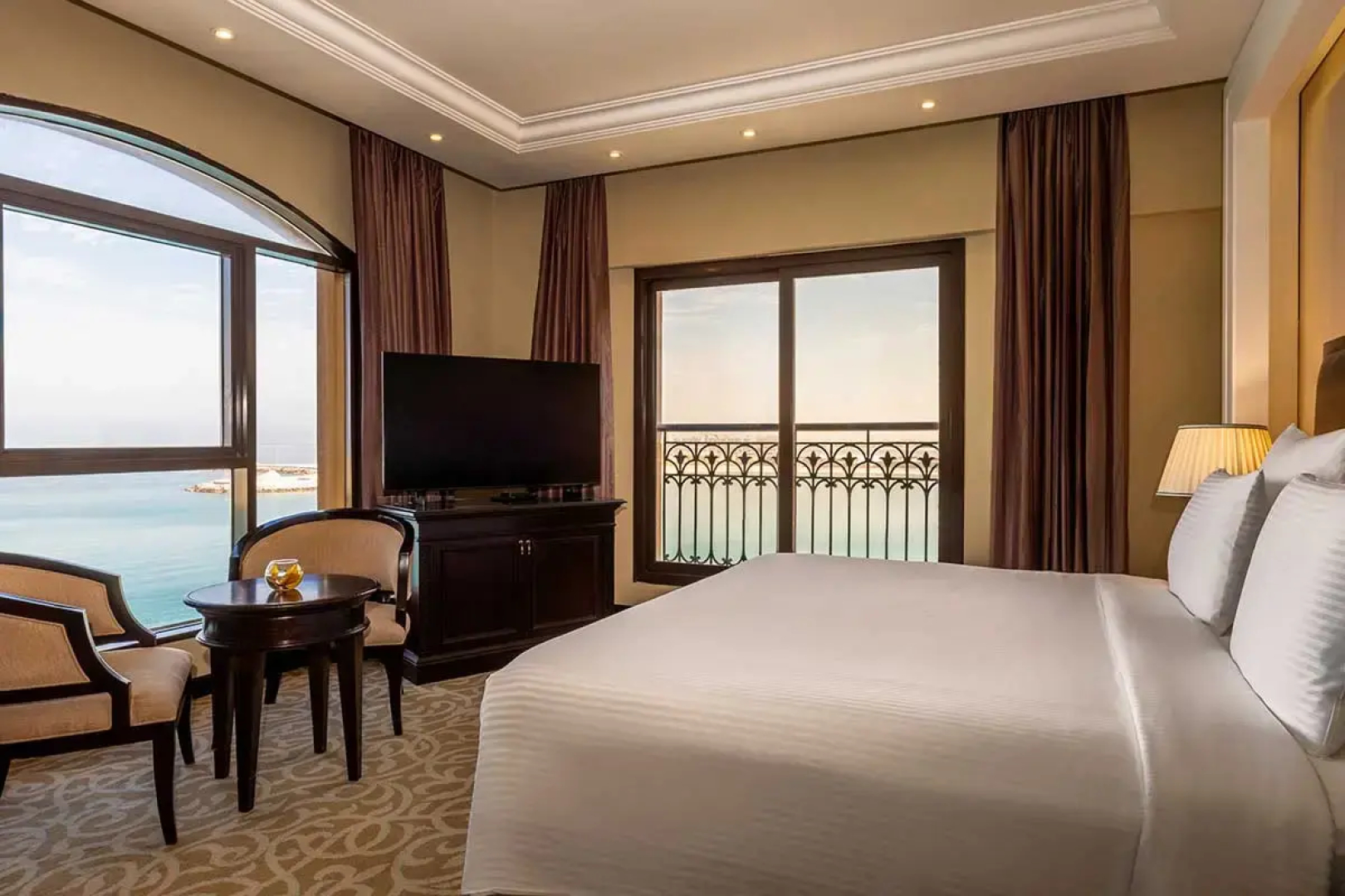 Отель Pullman Resort Al Marjan Island