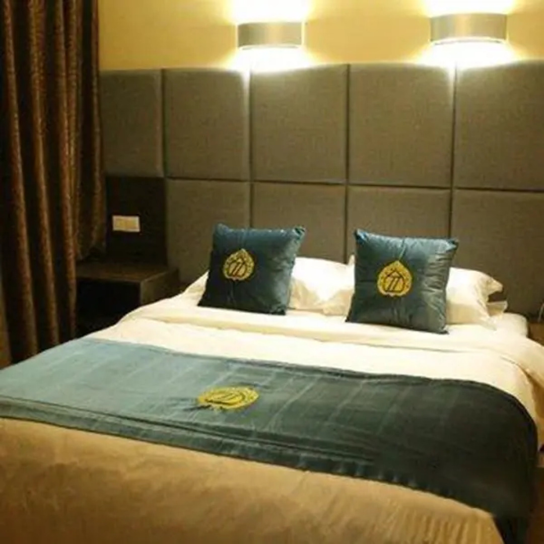 Nyingchi Zhongxing Garden Hotel