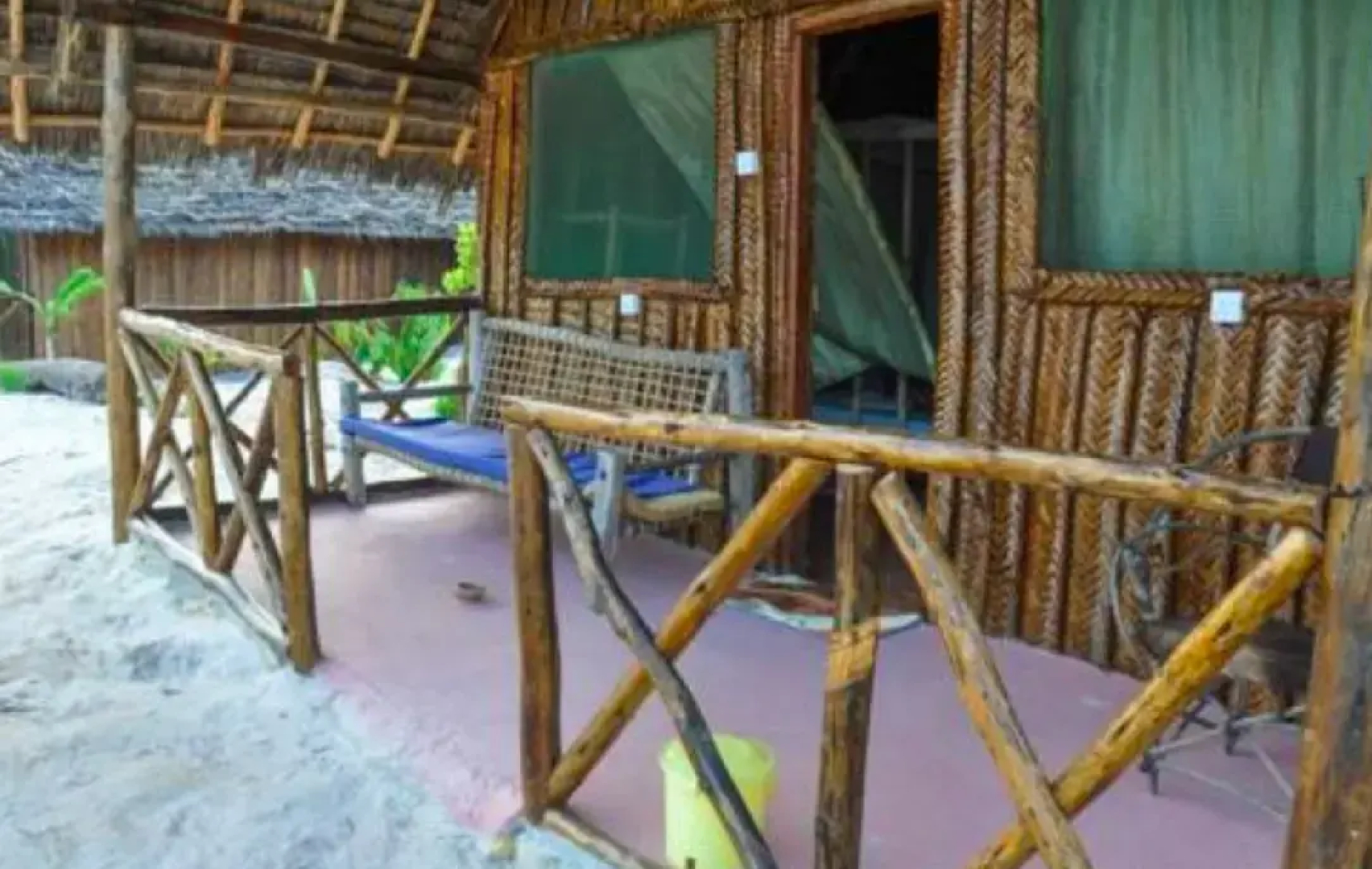 New Jambo Bungalows - Hostel