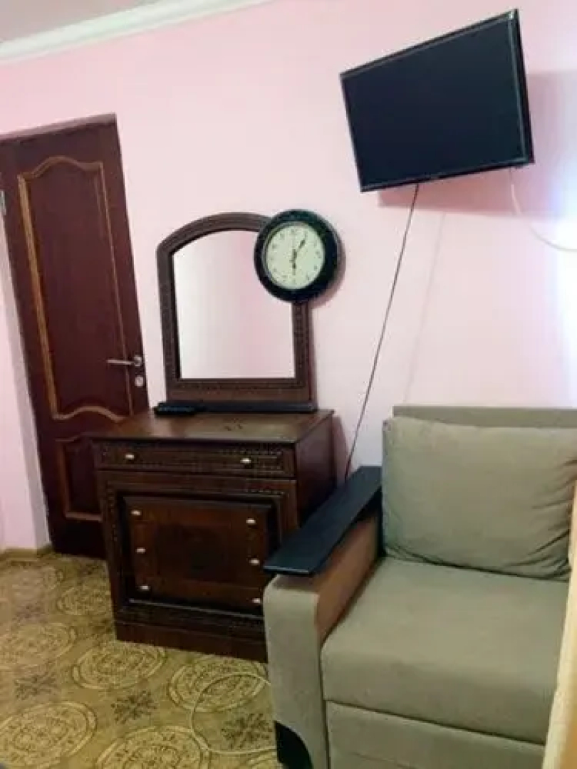 Loo Village Guest House