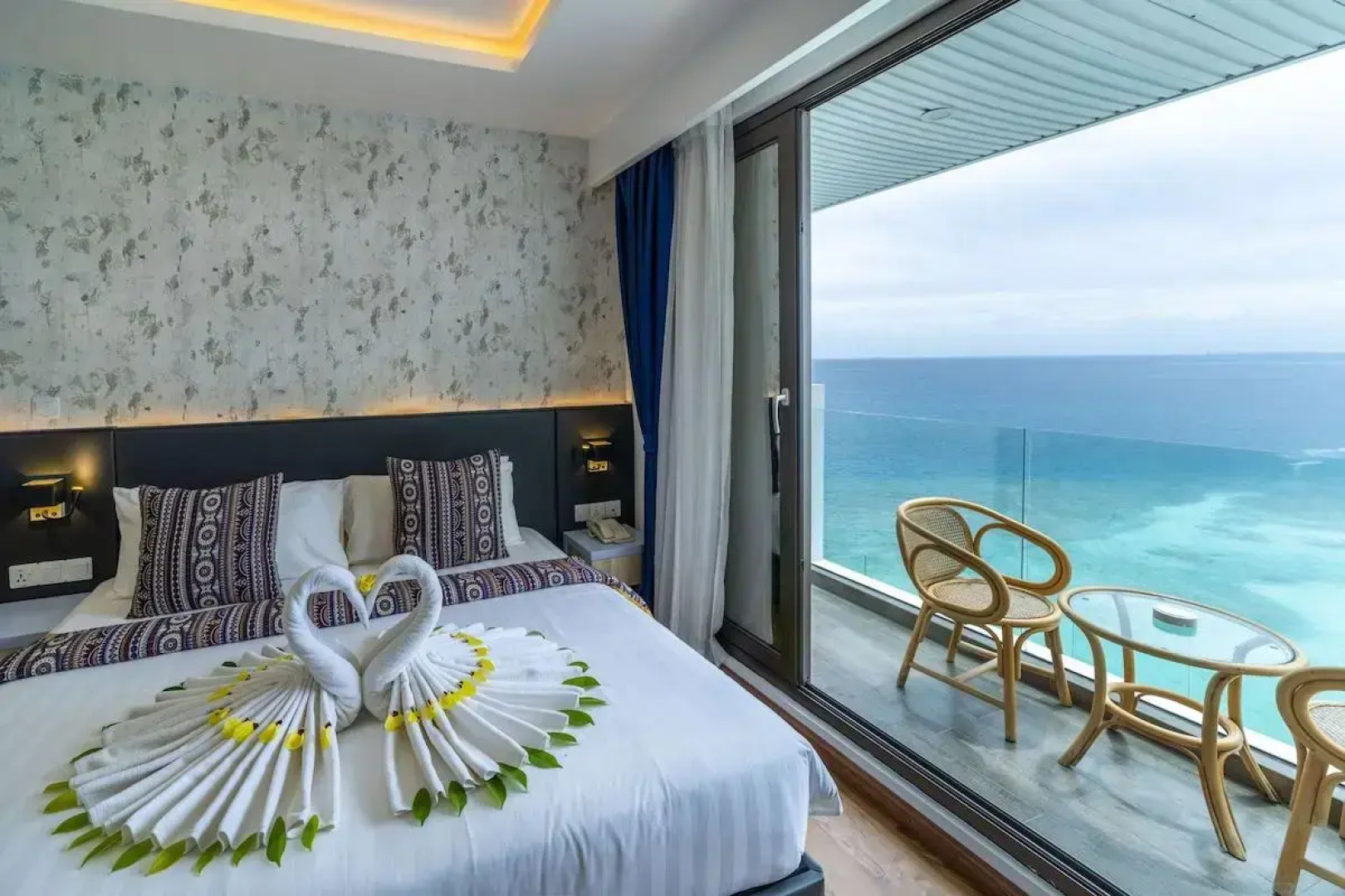 Отель Arena Beach